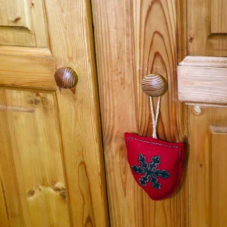 Vent De Soleil, 5 Etoiles Luxe Collection Prestige Numero 14 Volleges